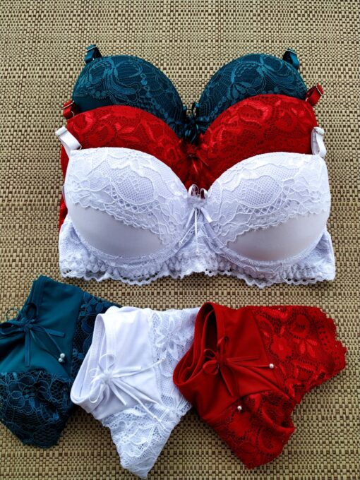 Conjunto Thais