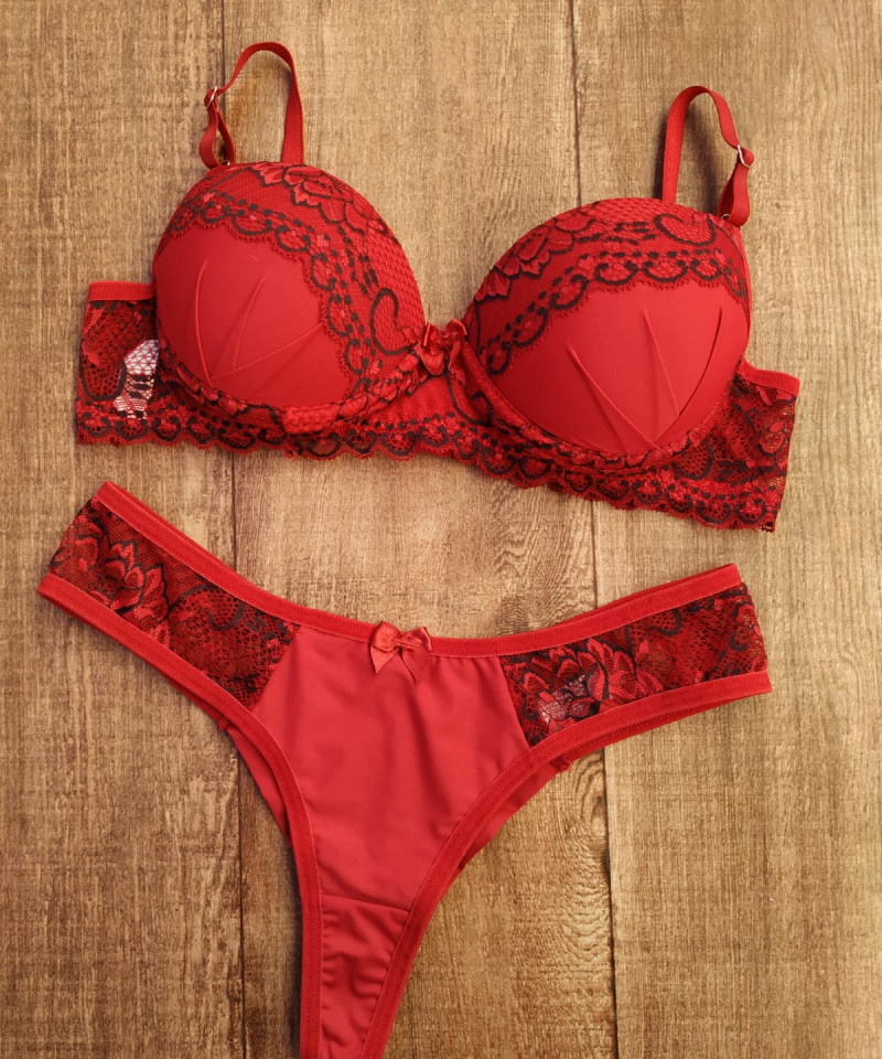 Conjunto Esther rubi