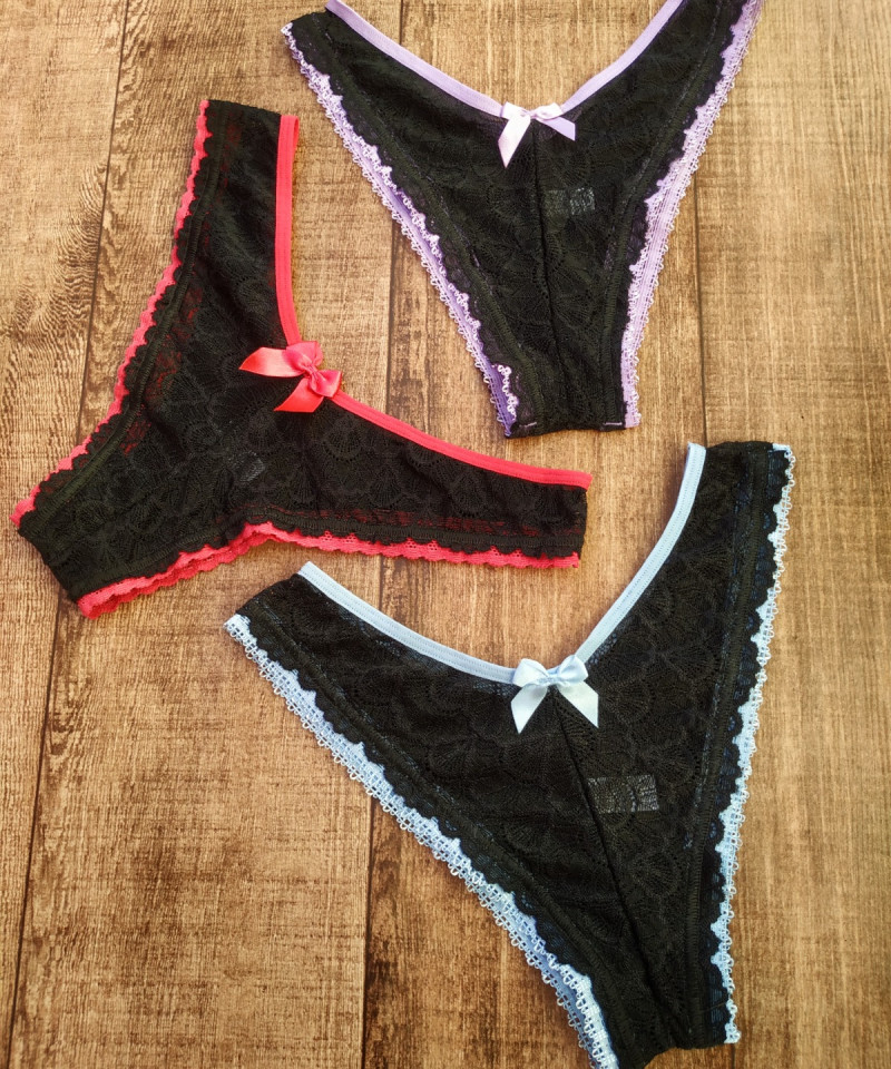 KIT 3 Calcinha de Renda - REF: Tropicana ( cores sortidas aleatoriamente )