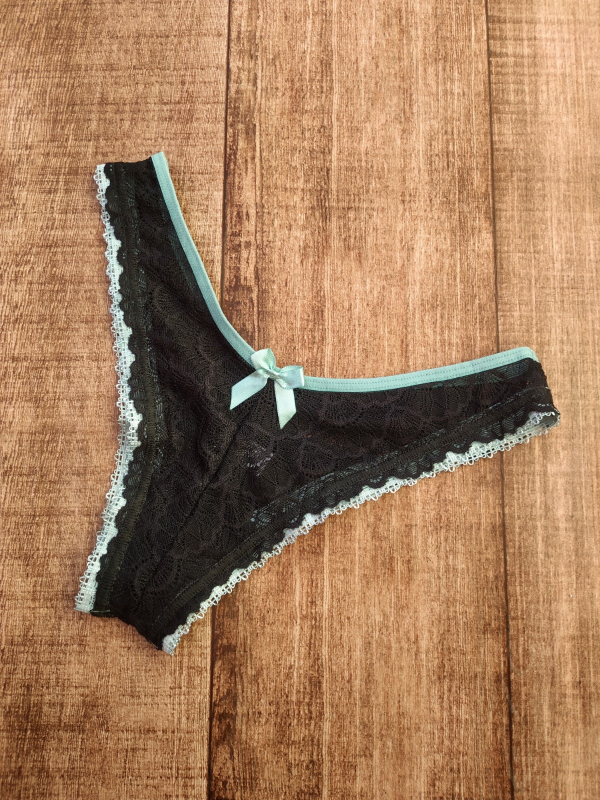 Calcinha Renda Tropicana - Teos, M