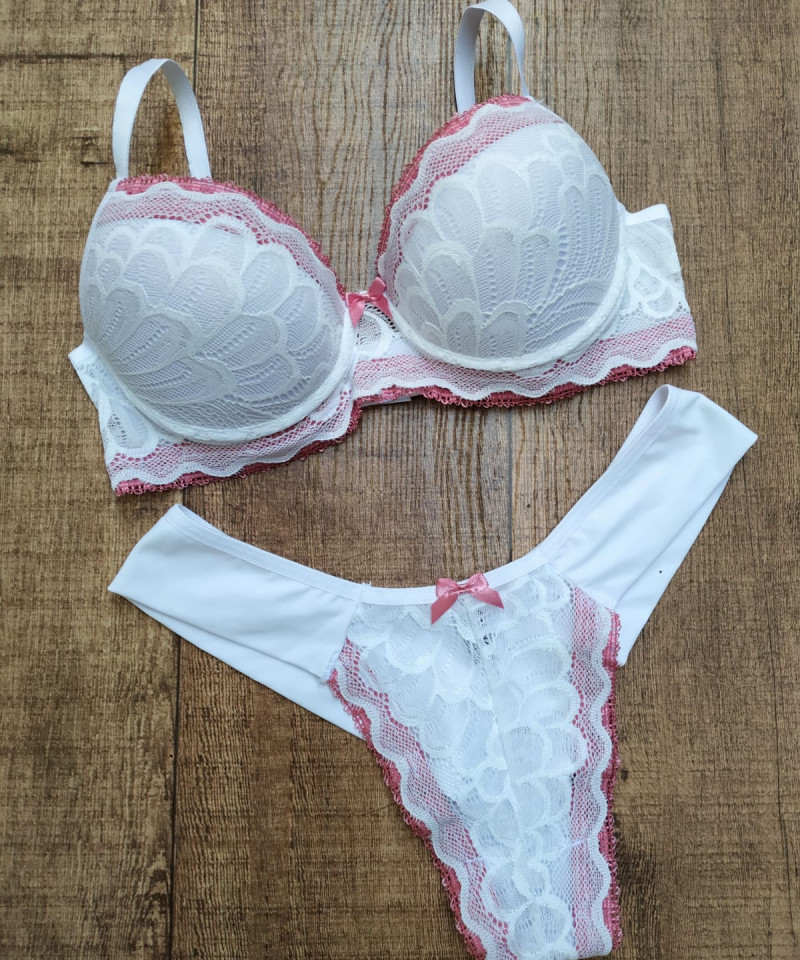 Conjunto Cibelle 18 Conjunto Cibelle branco com sandia