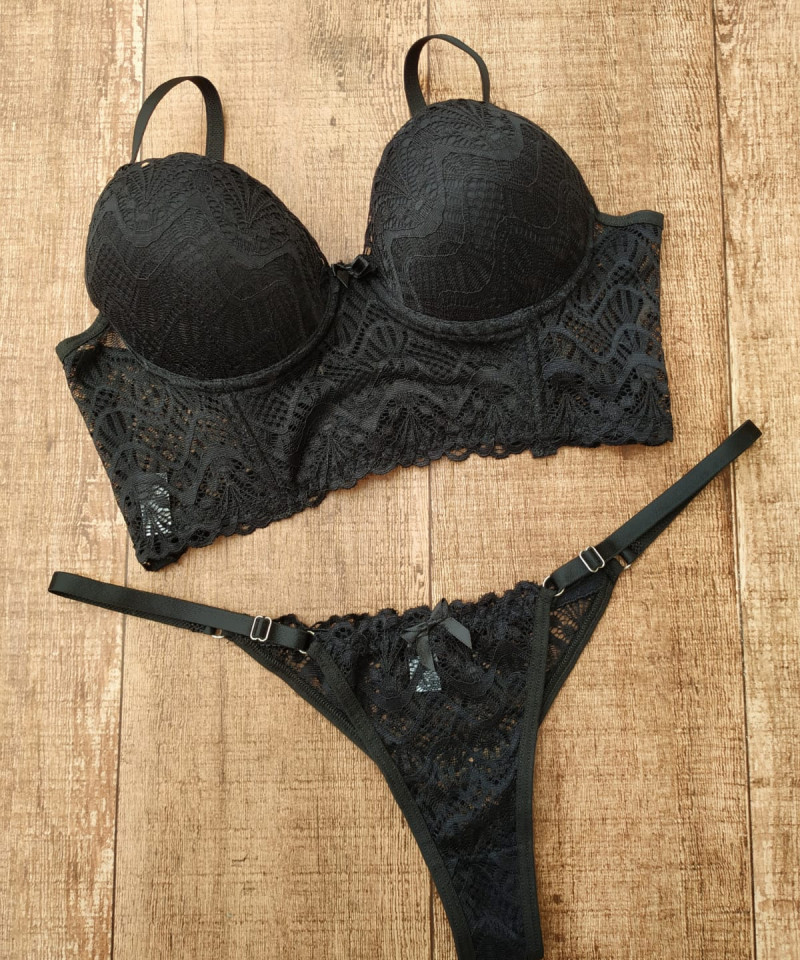 Conjunto Cropped Pandora preto 1