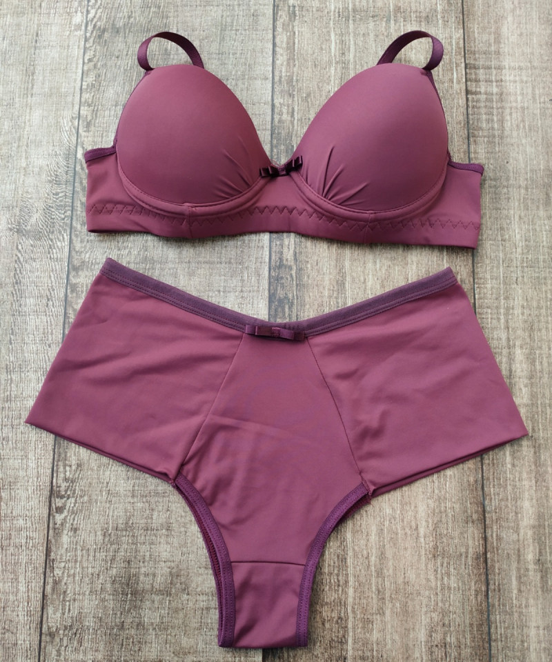 Conjunto Ingrid rubro