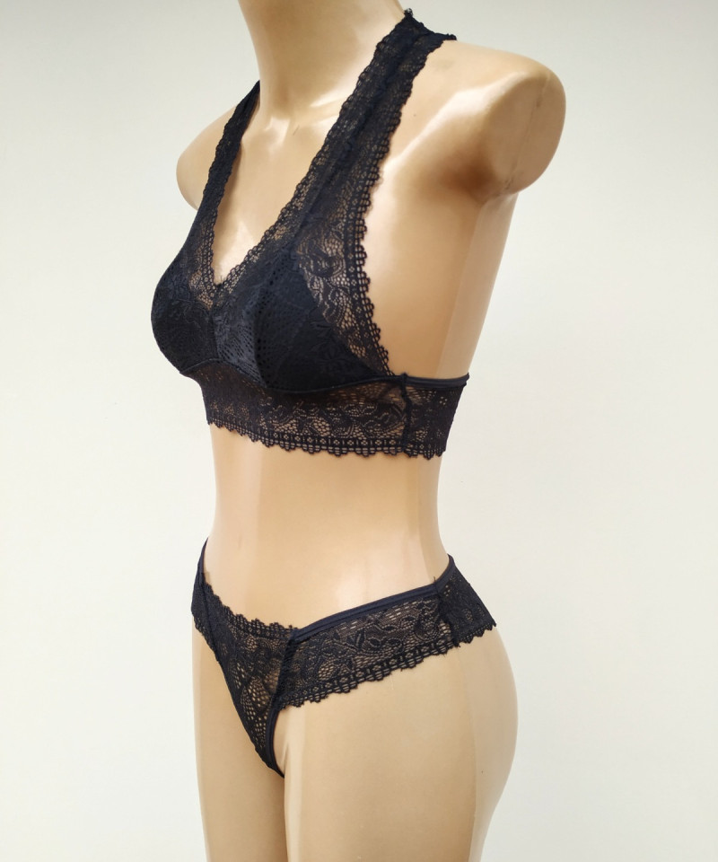 Conjunto Karine 19 Conjunto Karine manequim 3