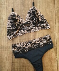 Conjunto Muriel preto com romance