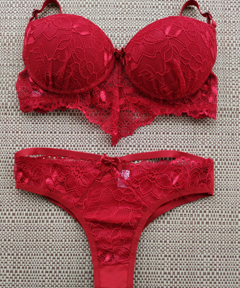 Conjunto Roberta rubi