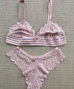 Conjunto sem bojo Anitta 14 Conjunto sem bojo Anitta calcinha barata scaled scaled