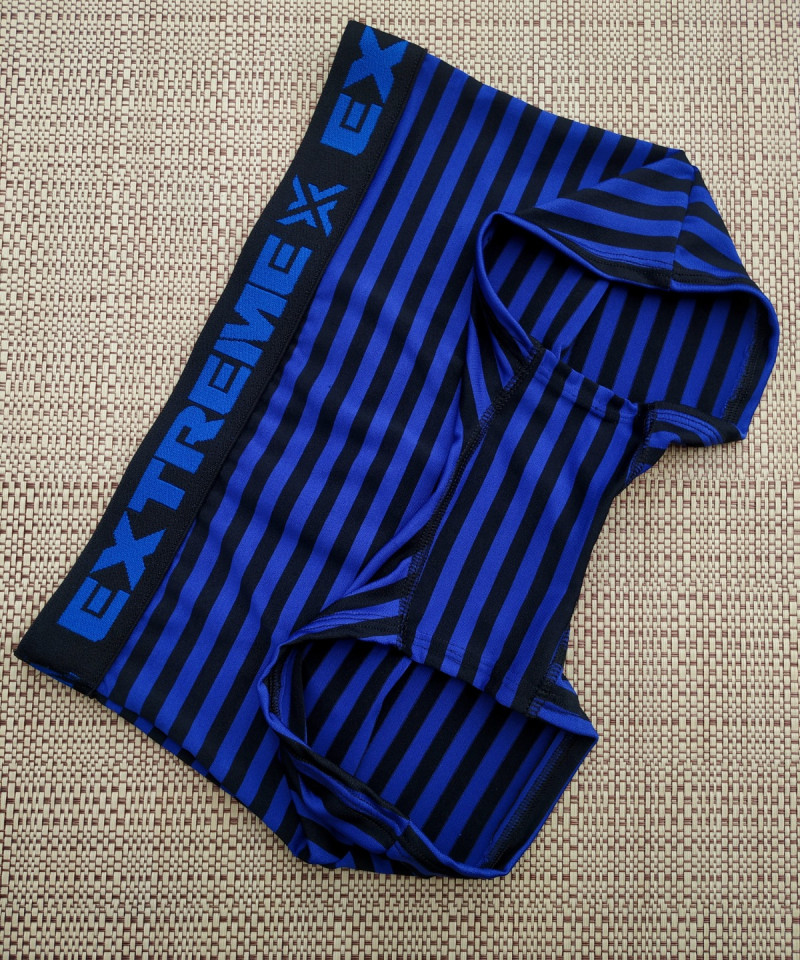 Cueca Boxer Listrada Confort 14 Cueca Boxer Listrada Confort azul detalhe fundo