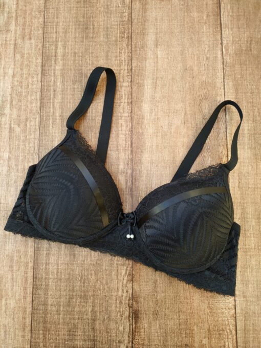 sutia reforçado milene preto plus size scaled